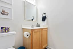 Room #2 in 4 room condo - Image 4