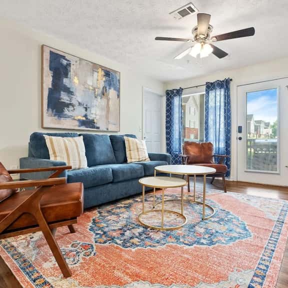 New AU Oasis 2 Mins to Downtown & Stadium Sleeps10 - Image 1
